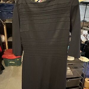 Elegant Dark Navy Escada Women's Dress size 42. Never worn